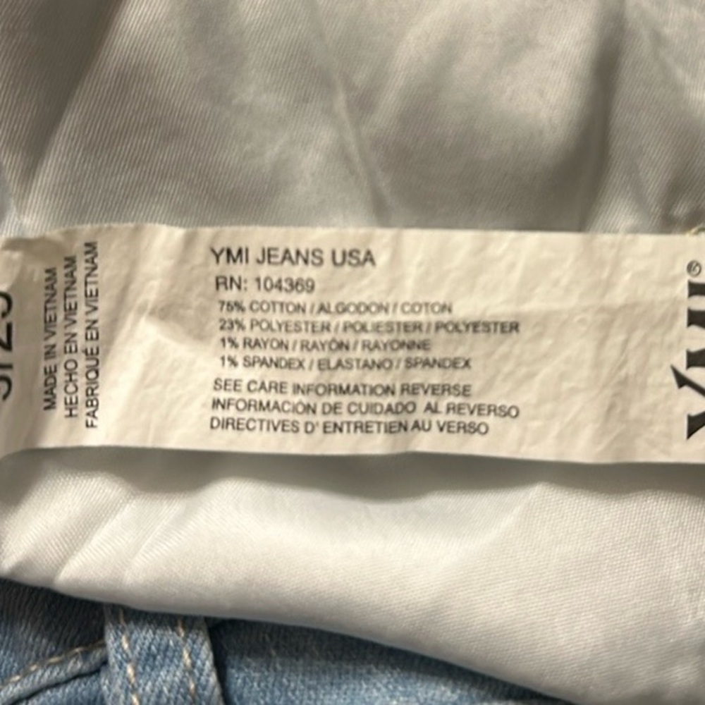 YMI  HIGH RISE FLARE JEAN  SIZE 9/29 - Picture 6 of 6